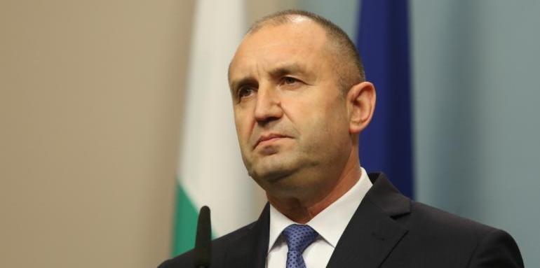 Радев се чу с Лагард, каза й за страховете ни